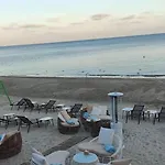 у моря Magnit первая линия אודסה