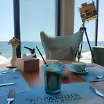 у моря Magnit первая линия Apartman *