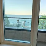 у моря Magnit первая линия *