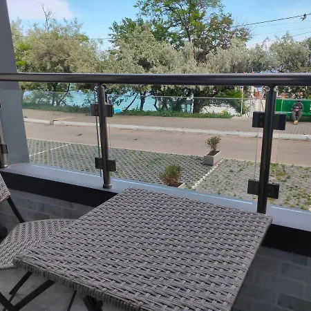 у моря Magnit первая линия Apartment Odesa