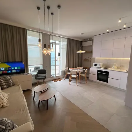 Апартаменты У Моря Магнит Первая Линия Apartment Odesa