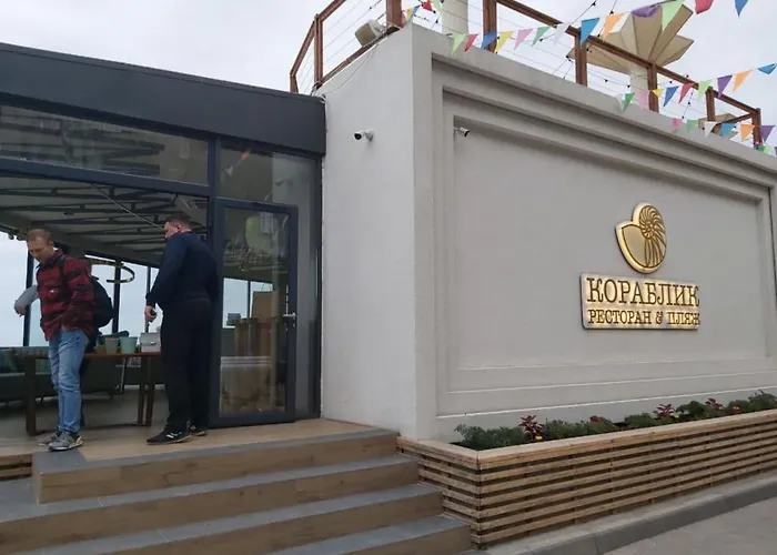 у моря Magnit первая линия Daire *