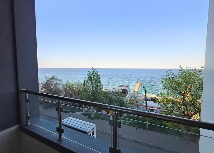 Daire у моря Magnit первая линия Odessa