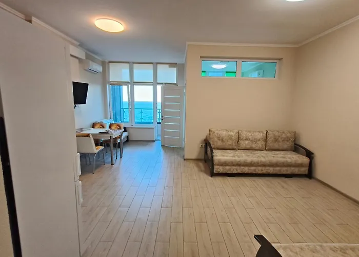 у моря Magnit первая линия Apartment