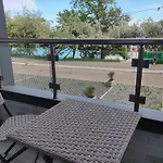 у моря Magnit первая линия 아파트 오데사