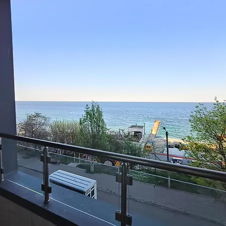 Apartament у моря Magnit первая линия Odessa